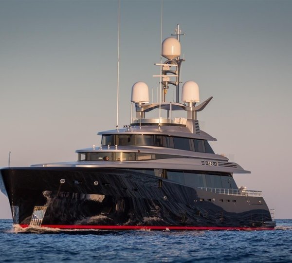 Yacht LADY VICTORIA, Feadship CHARTERWORLD Luxury Superyacht Charters